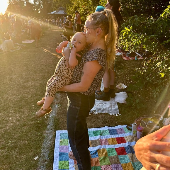 Meet your Posher, Kelly - Picture 4 of 4